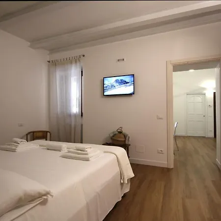 Casa Maggie LʼAquila